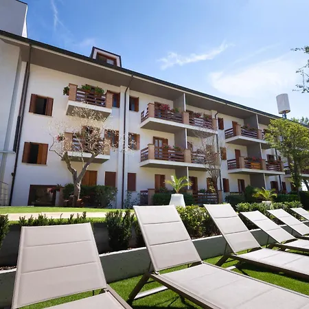 Capanna D'oro Hotel 3*