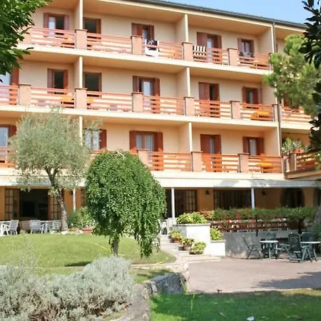 Hotel Capanna D'oro 3*